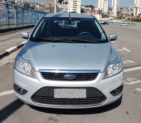 FORD FOCUS 2.0 GLX 16V GASOLINA 4P MANUAL
